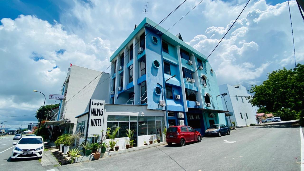 Milvus Hotel Kuah Eksteriør bilde