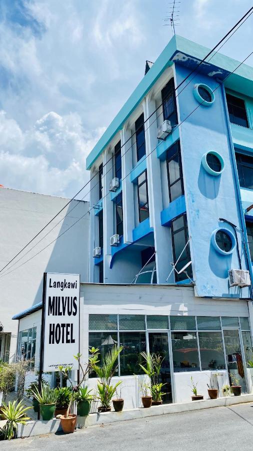 Milvus Hotel Kuah Eksteriør bilde
